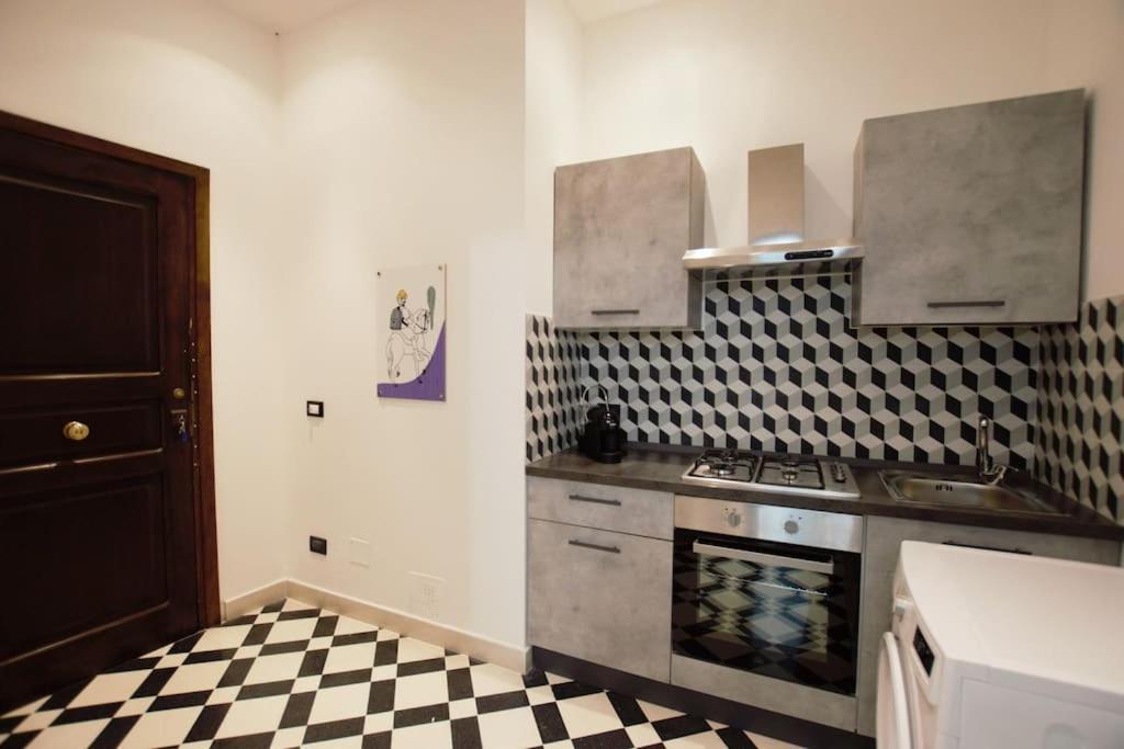 In Center Benni Apartment Палермо Екстериор снимка